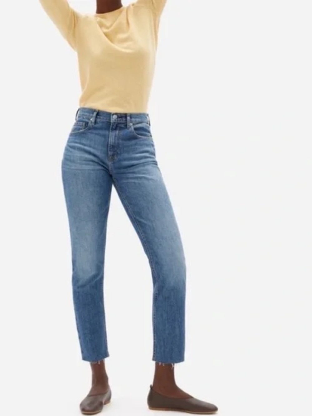 Everlane Cropped Straight-Leg Jeans in Mid Blue
